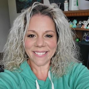 Meet your Posher, Amie